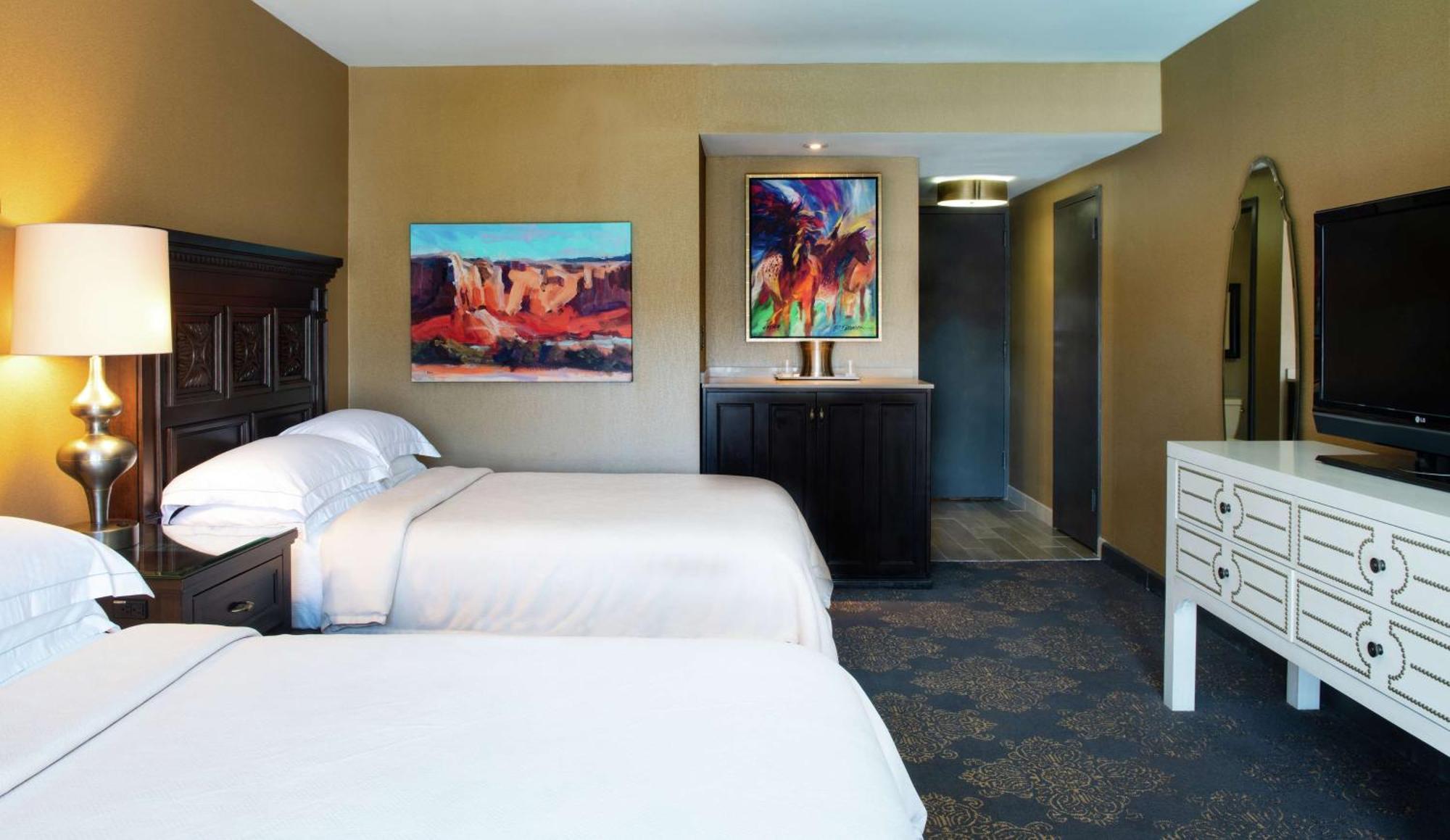 Отель Hilton Santa Fe Historic Plaza Экстерьер фото